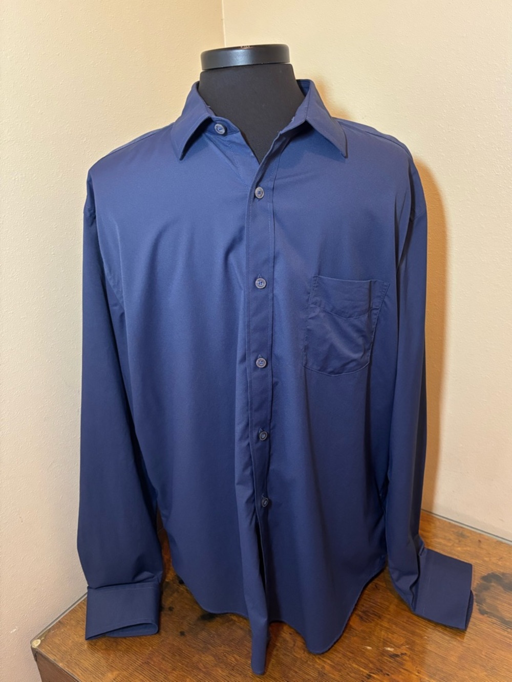 UNTUCKit Men's Navy Long-Sleeve Button-Up Shirt, Gironde, XL, wrinkle free!